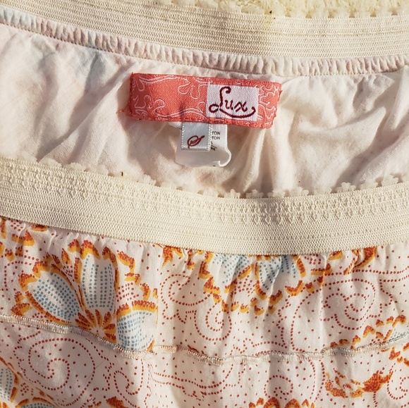 Lux Flowy Skirt - Picture 3 of 4